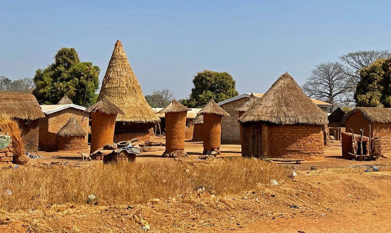 Традиционная деревня и дом фетиши Ниофойн, Кот-д'Ивуар