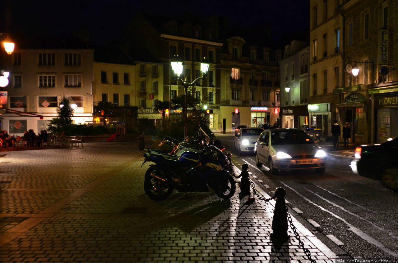 Сумеречный дижестив Шербур-Октевиль, Франция Сумеречный дижестив Шербур-Октевиль, Франция