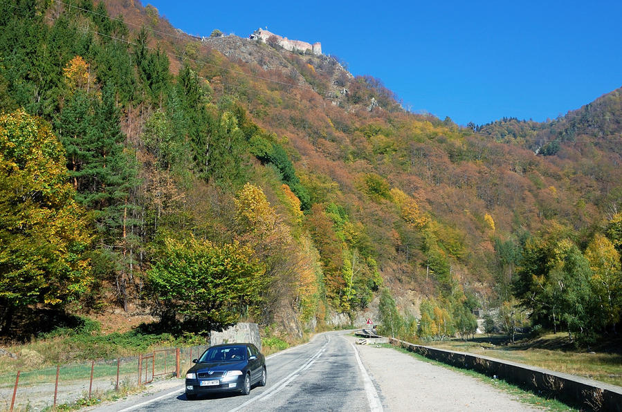 Крепость на горе Куртя-де-Арджеш, Румыния
