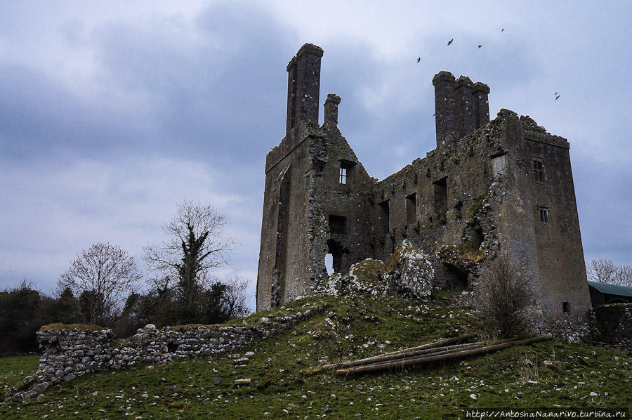 Два замка Талламор, Ирландия Два замка Талламор, Ирландия