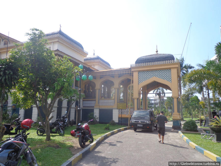 Дворец в Медане Медан, Индонезия