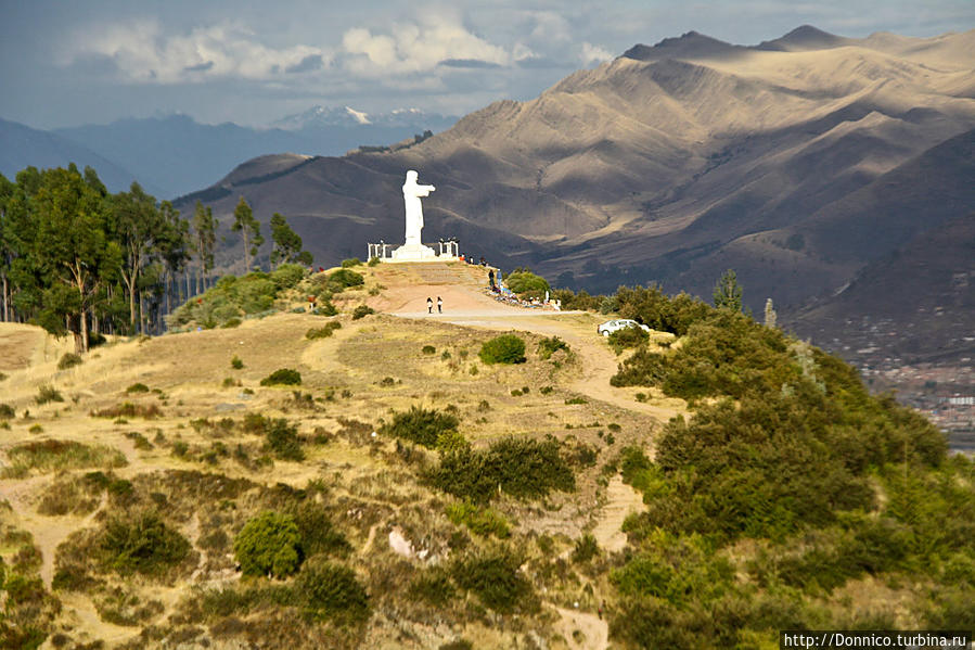 Росчерком Перу Куско, Перу
