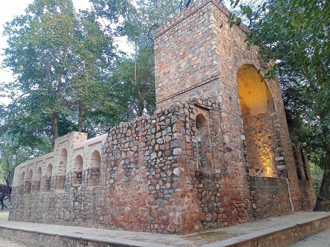 Гробница Низамуддина Дели, Индия