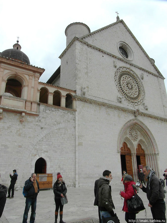 (Собор Св.Франциска Ассизского) Ассизи, Италия (Собор Св.Франциска Ассизского) Ассизи, Италия