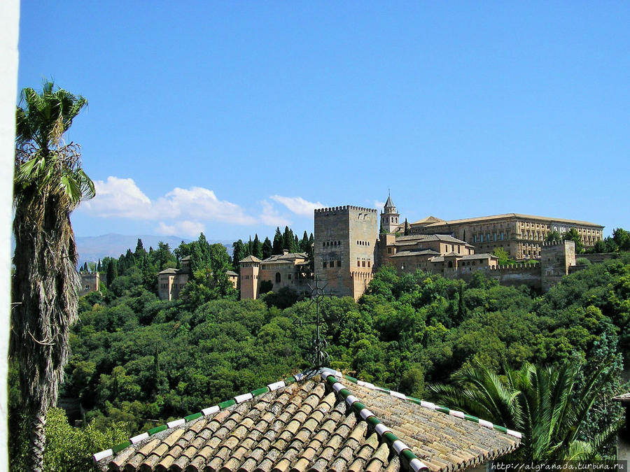 Прогулки по Альбайсину Гранада, Испания Прогулки по Альбайсину Гранада, Испания