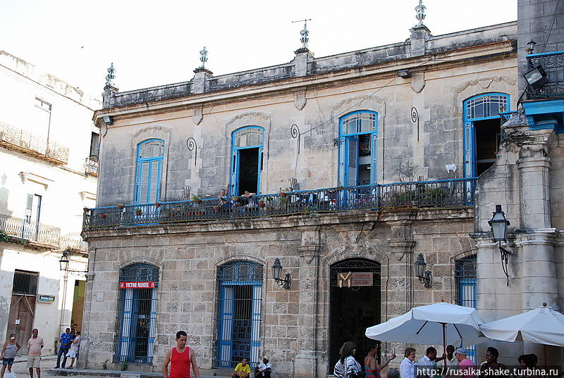 Болотная  площадь и ее герои Гавана, Куба