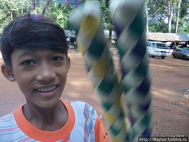 Продавец игрушек. Продавец игрушек.