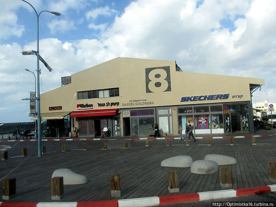 Тель-Авив из окна экскурсионного автобуса. Часть 2 Тель-Авив, Израиль Тель-Авив из окна экскурсионного автобуса. Часть 2 Тель-Авив, Израиль