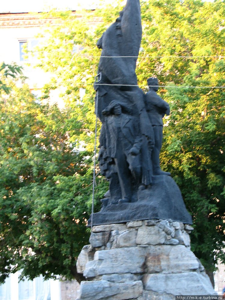 Памятник трудовой и боево