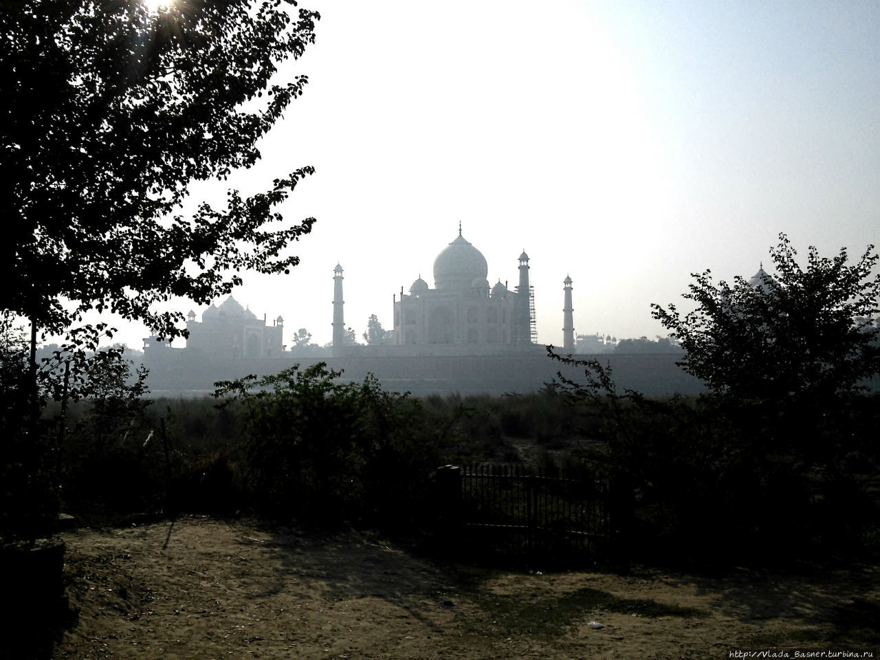 Вид на Taj Mahal Агра, Индия