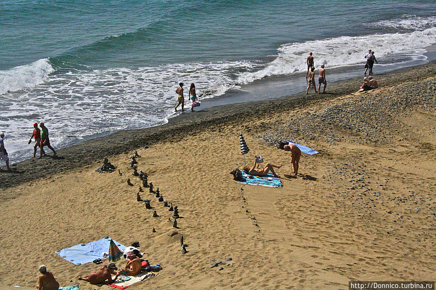 все заняты своими делами все заняты своими делами