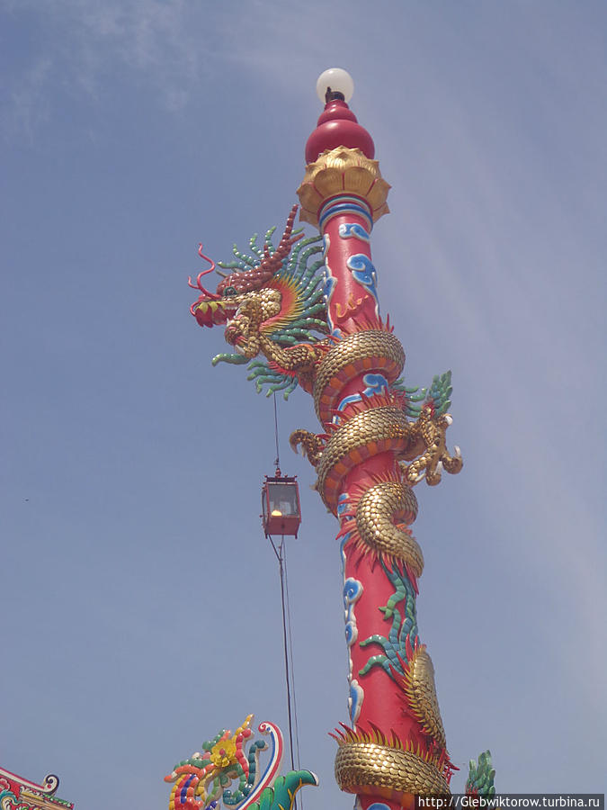 Город Чаченгсау. Китайский храм