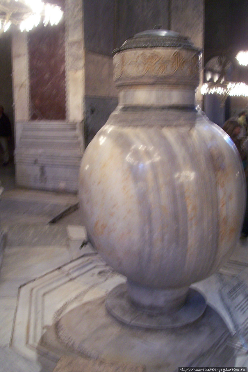 Собор Святой Софии Стамбул, Турция Собор Святой Софии Стамбул, Турция