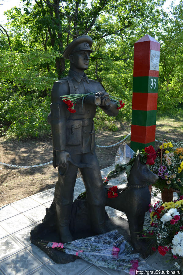Памятник пограничнику Саратов, Россия