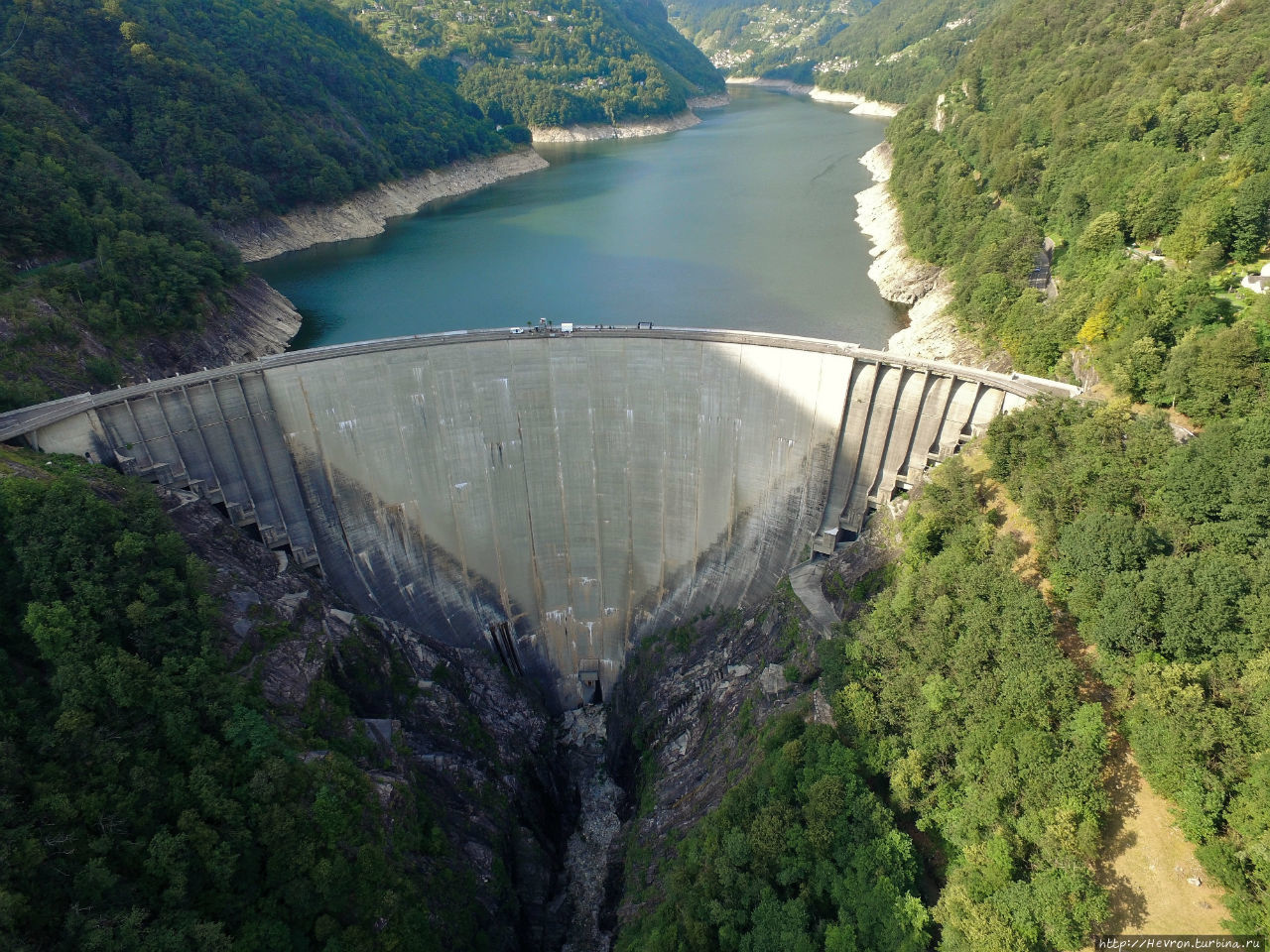 Дамба Контра / Contra Dam