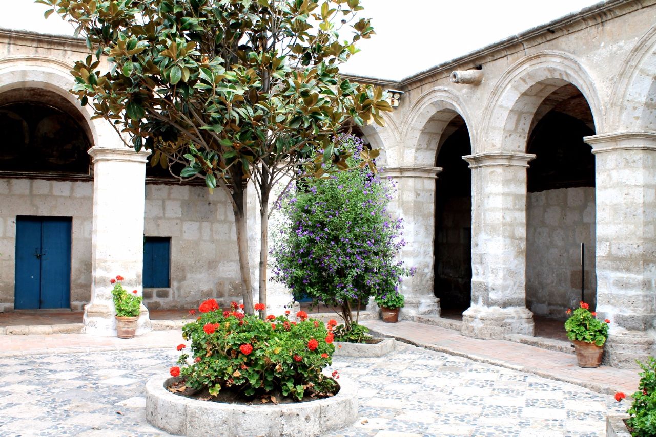 Музей-монастырь Санта-Каталина Арекипа, Перу Музей-монастырь Санта-Каталина Арекипа, Перу