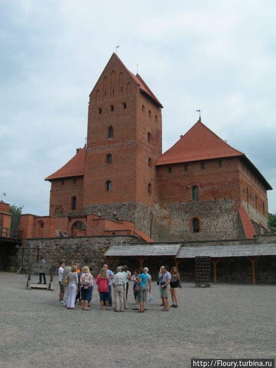 Тракайский замок. Восставший из пепла Тракай, Литва