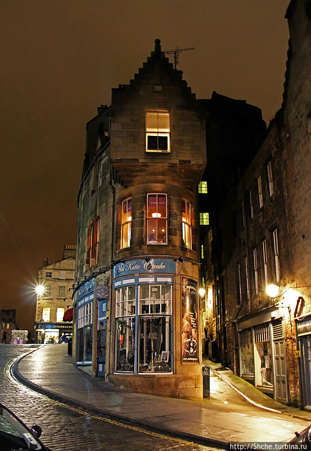 Ночные огни Эдинбурга