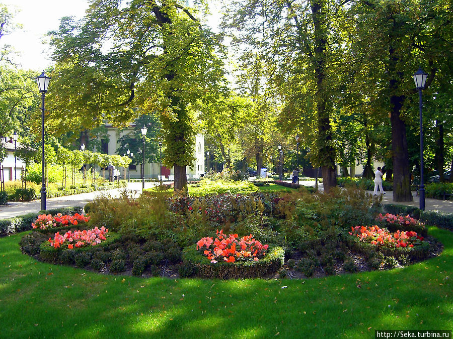 Парк у Бальнеологического комплеса Сопот, Польша