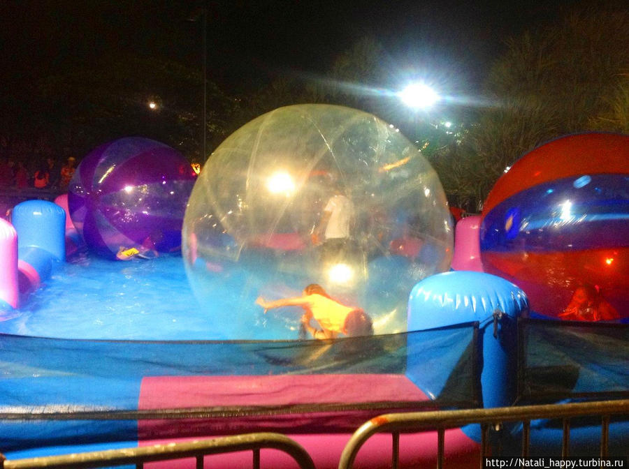 Самый главный день на острове Реюньон Сен-Дени, Реюньон Самый главный день на острове Реюньон Сен-Дени, Реюньон