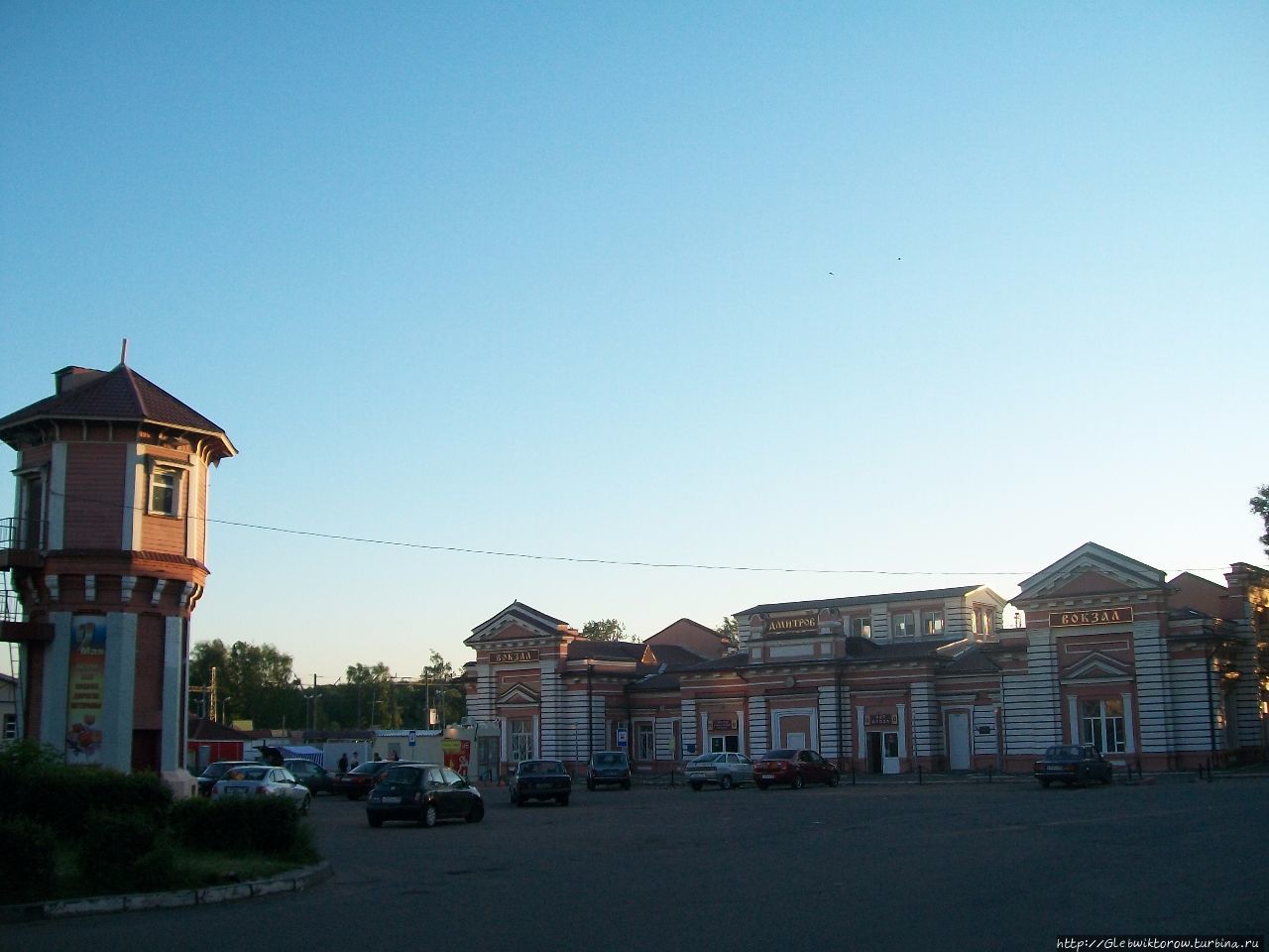 Посещение Дмитрова летним вечером Дмитров, Россия Посещение Дмитрова летним вечером Дмитров, Россия