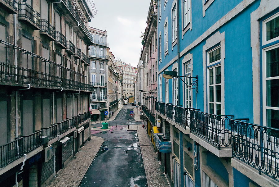 Живописнейшая помойка Лиссабон, Португалия