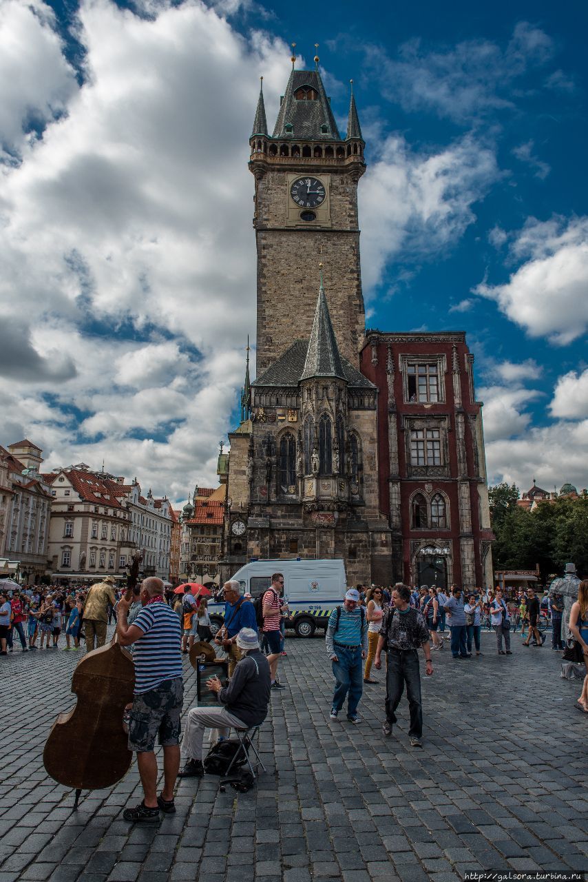 Тысячи лиц Вавилона Прага, Чехия