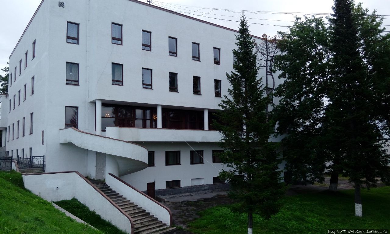 Здание гостиницы Сеурахуоне Сортавала, Россия