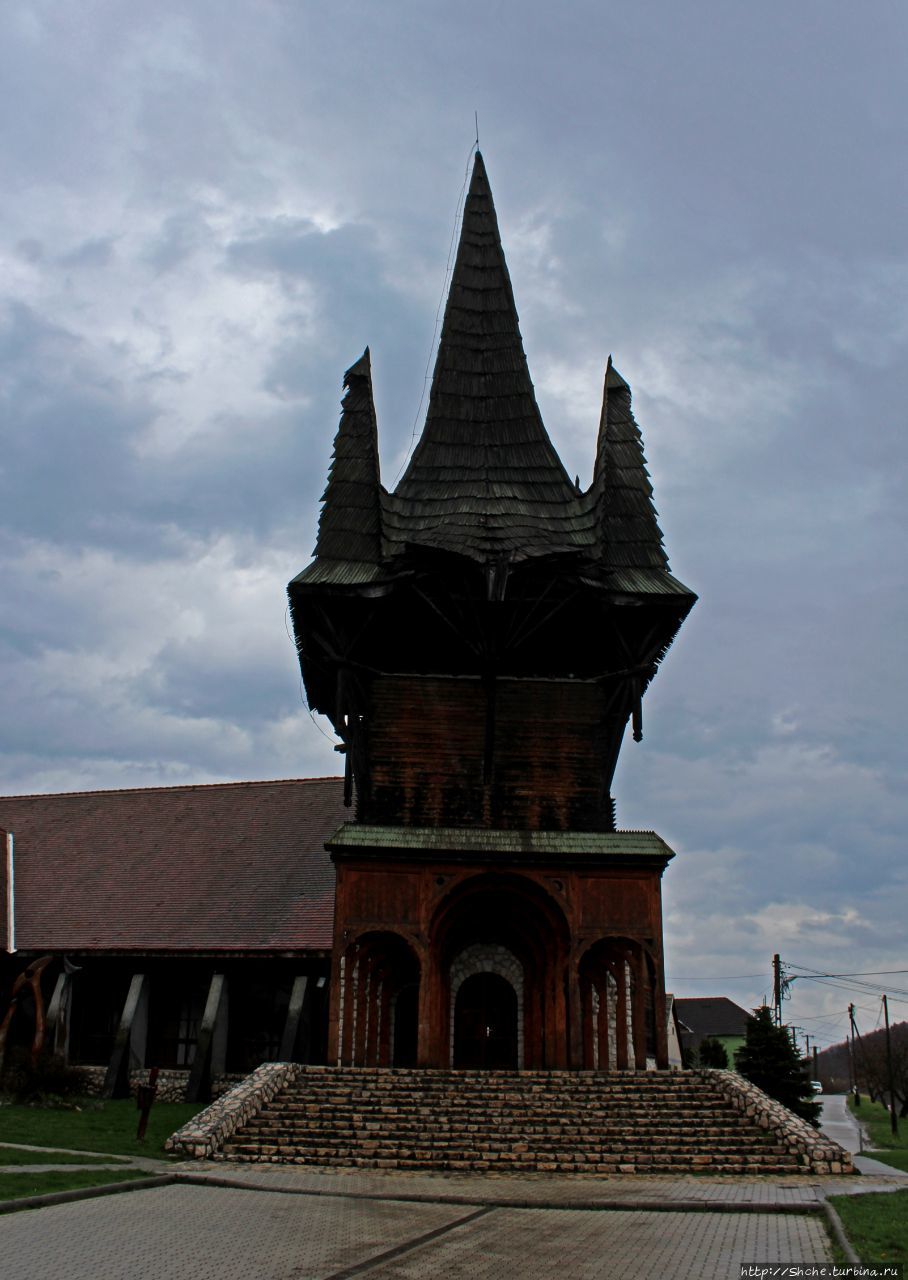 Церковь св. Михаила и Городская ратуша Какашд, Венгрия