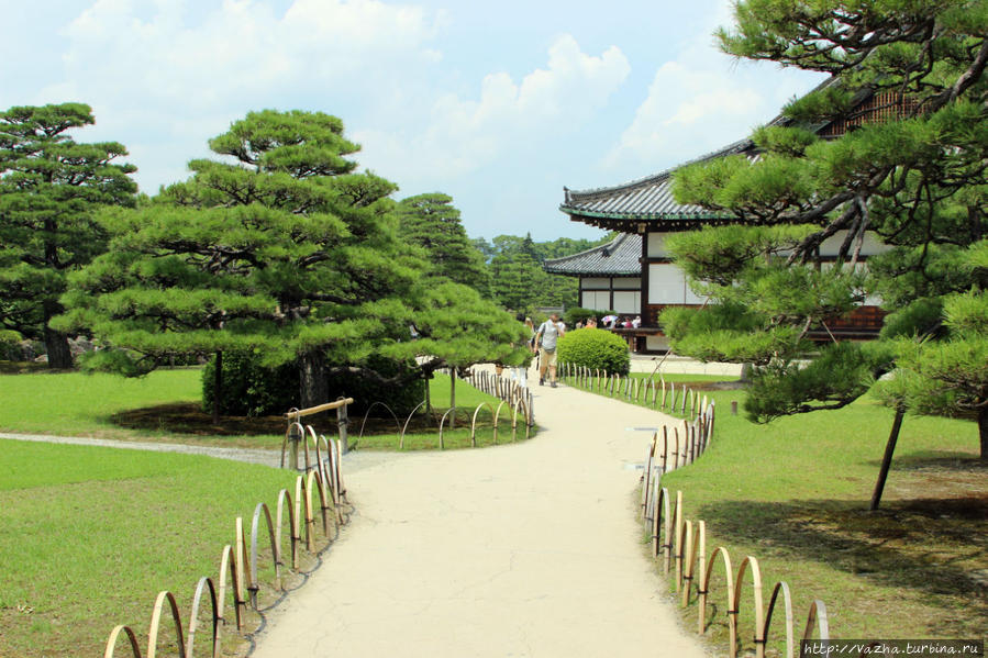 Дворцовый сад Киото, Япония