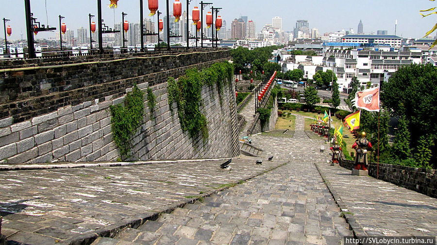 Въезд для конницы на стену Въезд для конницы на стену