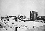 Кревский замок и костел зимой 1915-1916 гг. Фото из книги 3-го пехотного полка 16-й Ландверной дивизии
