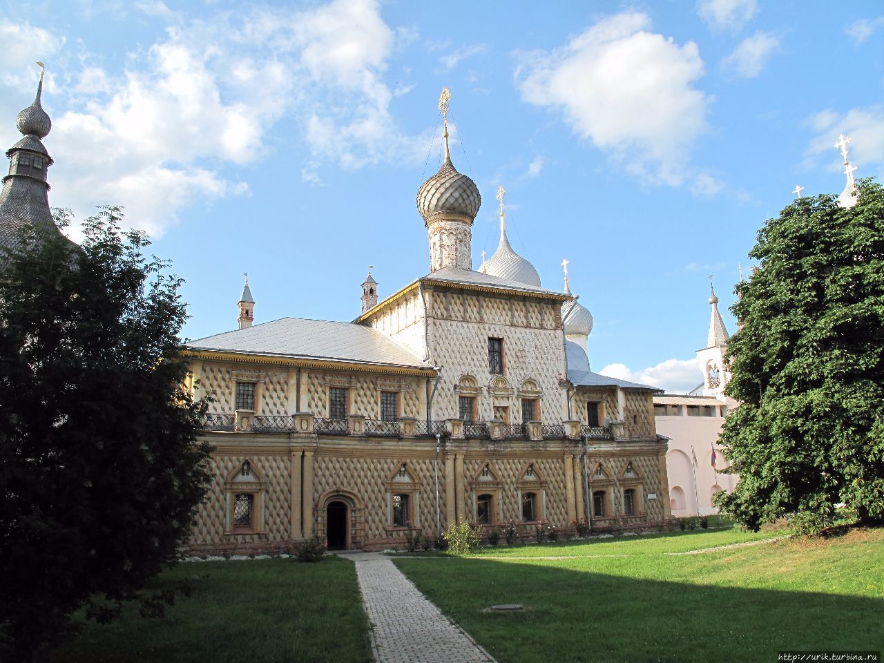 Ростов Великий — Ростов Великий —