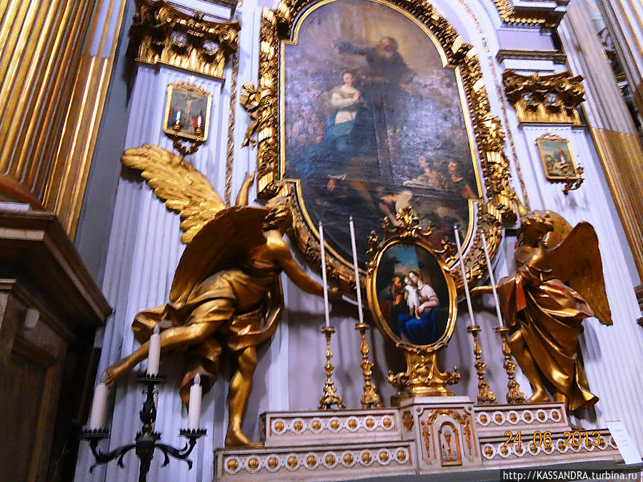 Церковь Санта-Мария Серви Римини, Италия