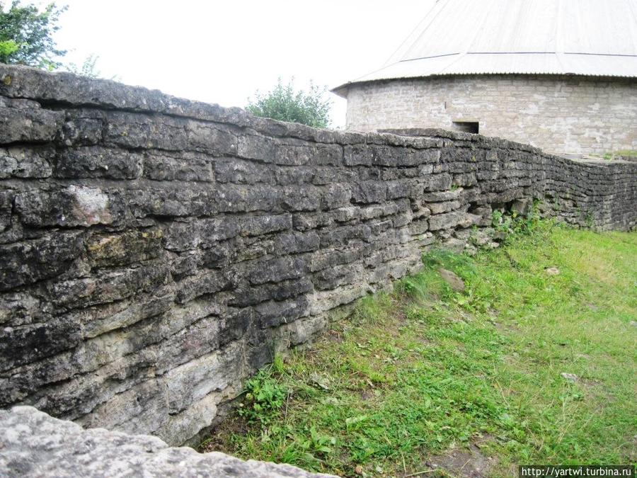 Участок стена внутри крепости — фрагмент Старая Ладога, Россия