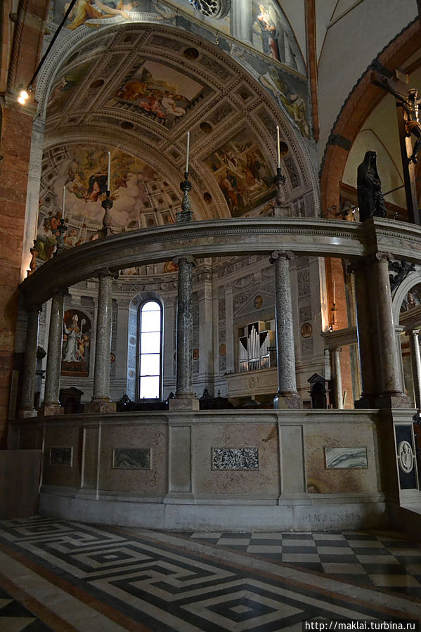 Основная часовня. Основная часовня.