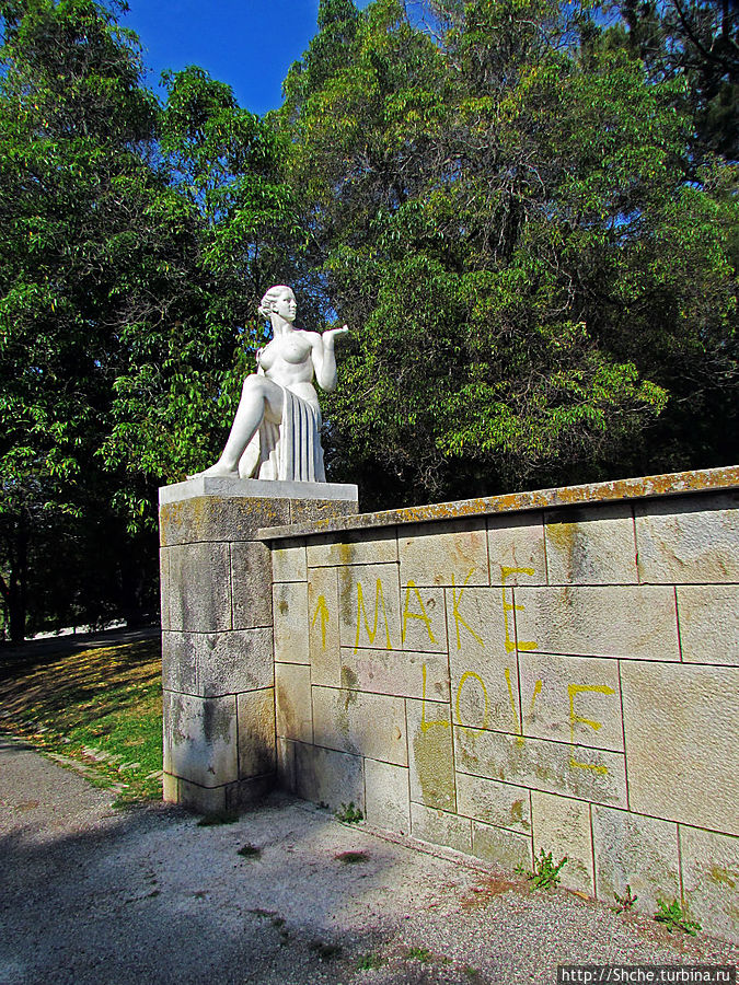 Этой попроще, стадо заблудившегося олененка уже ищет ее подоруга Этой попроще, стадо заблудившегося олененка уже ищет ее подоруга