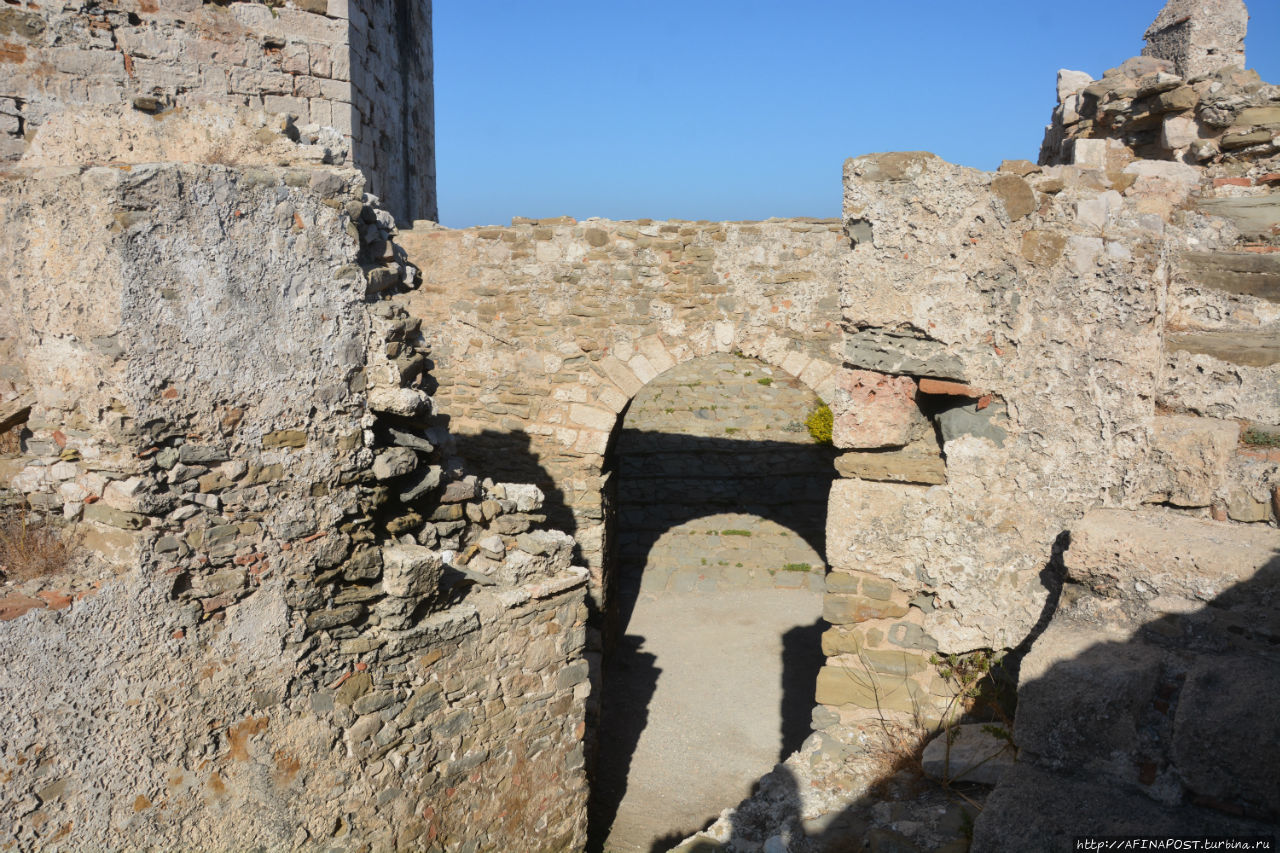 Метони. Форт Бурдзи Метони, Греция Метони. Форт Бурдзи Метони, Греция