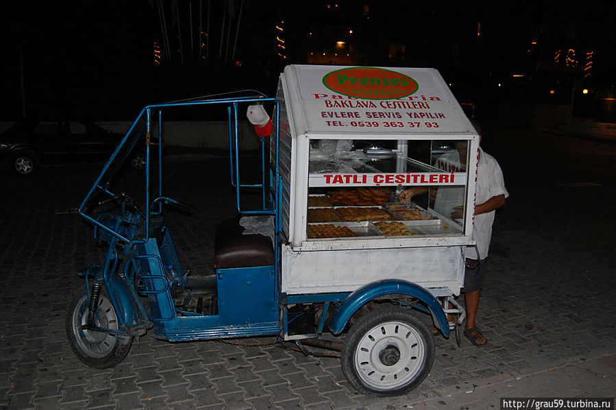 По улицам Бельдиби Бельдиби, Турция По улицам Бельдиби Бельдиби, Турция