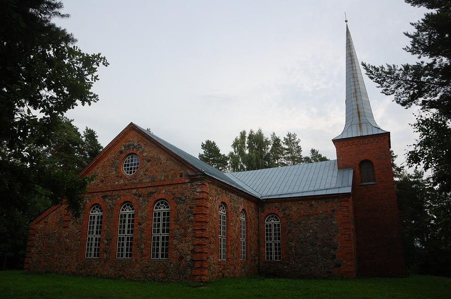 Лютеранская церковь / Alatskivi kirik