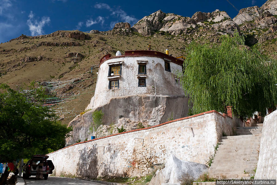 Храм монастыря Папонга Тибет, Китай