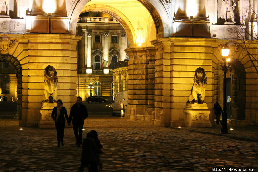 Вокруг Королевского Дворца Будапешт, Венгрия