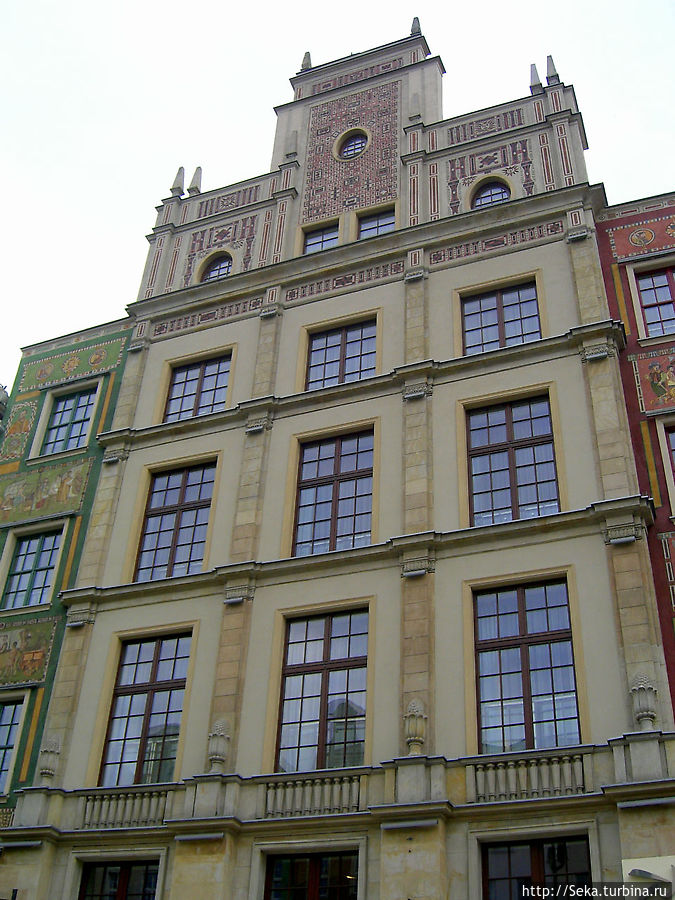 Дома на Długi Targ — один краше другого Дома на Długi Targ — один краше другого