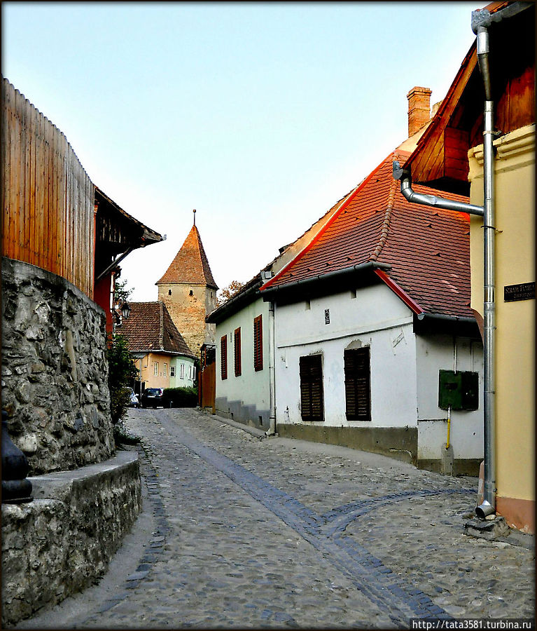 Средневековые улочки крепости Сигишоара, Румыния