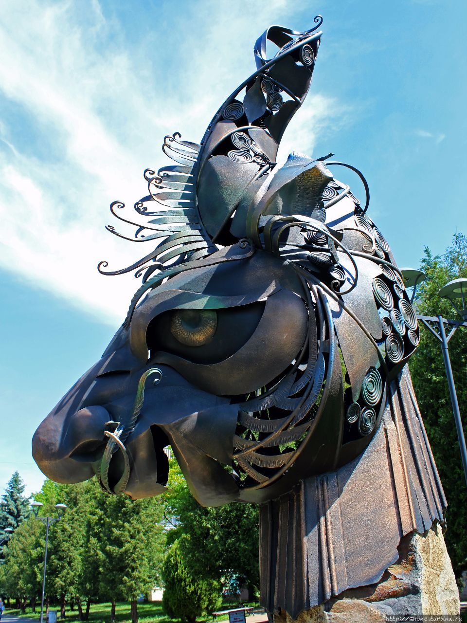 Аллея кованных скульптур Ровно, Украина