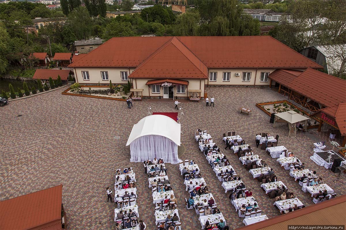 Ресторан Графский Двор Мукачево, Украина