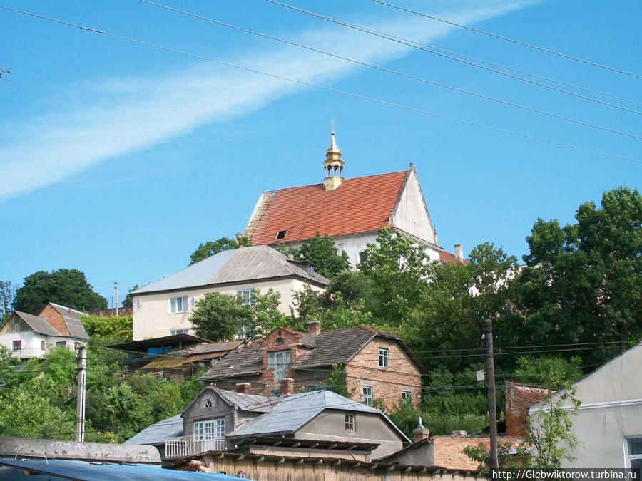 Миколаївський костел монастиря бернардинів Бережаны, Украина