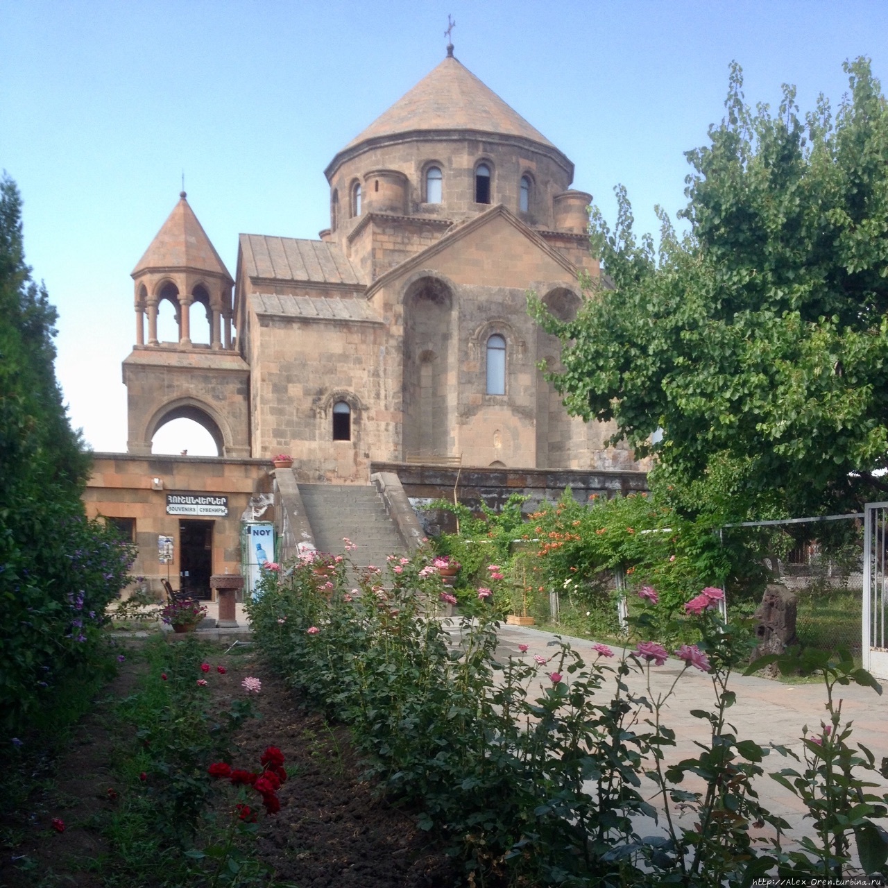Церковь Св. Рипсиме Вагаршапат, Армения