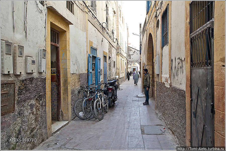 Типичная улочка медины...
* Эссуэйра, Марокко
