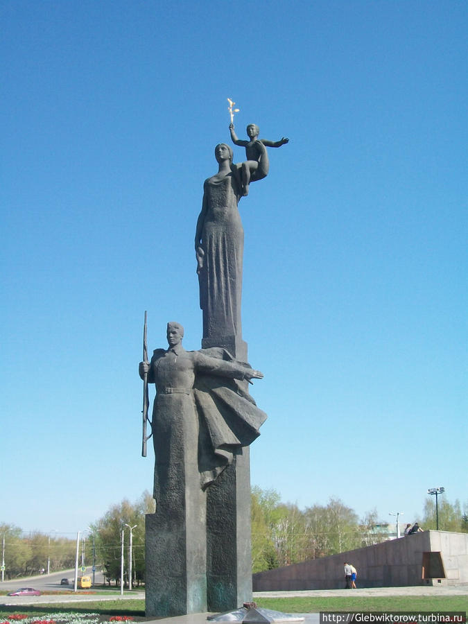 Монумент воинской и трудовой Славы Пенза, Россия